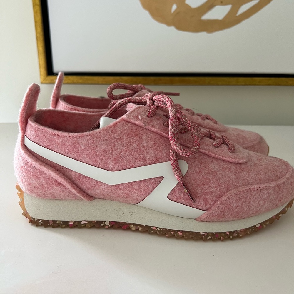 Brand: rag & bone
Rag & Bone Women's Retro Runner Low Top Pink Sneakers